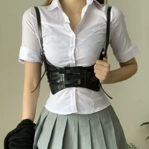 Harnais en simili cuir à boucles