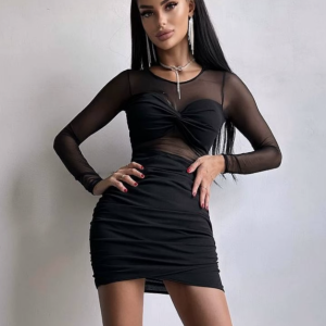 Robe moulante manches longues en résille