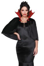 Cape vampire satin noir à col rouge