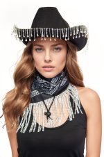 Chapeau cowgirl noir à sequins avec bandana