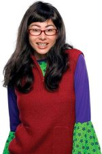 Ensemble perruque noire et accessoires