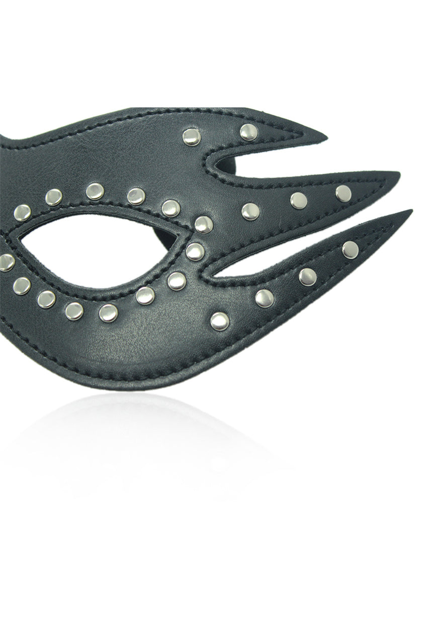 Masque œil de chat simili cuir clouté – Image 2