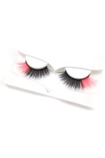 Faux cils noirs et corail effet wispy