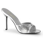 Escarpins peep-toe argent métallisé talon 10 cm